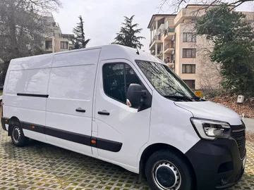 Transportista Furgoneta alta y larga RENAULT MASTER en Варна Bulgaria